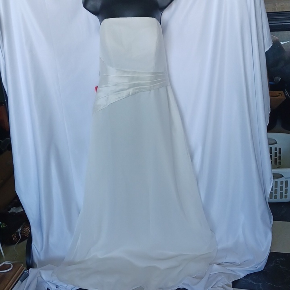 JJ’s House wedding dress, sz 12, ivory